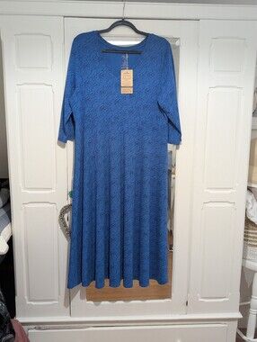 Blue Sky Deep Blue V-Neck 3/4 Sleeve Textured Dress